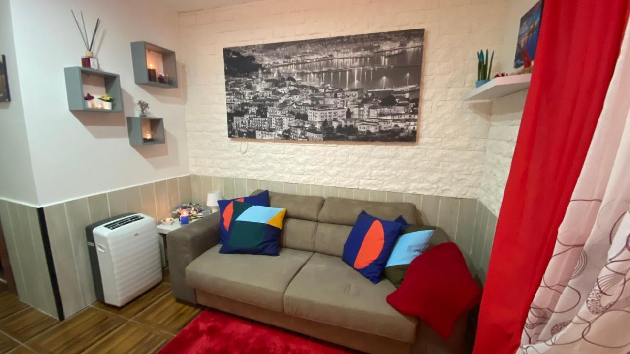 Apartment Max Naples